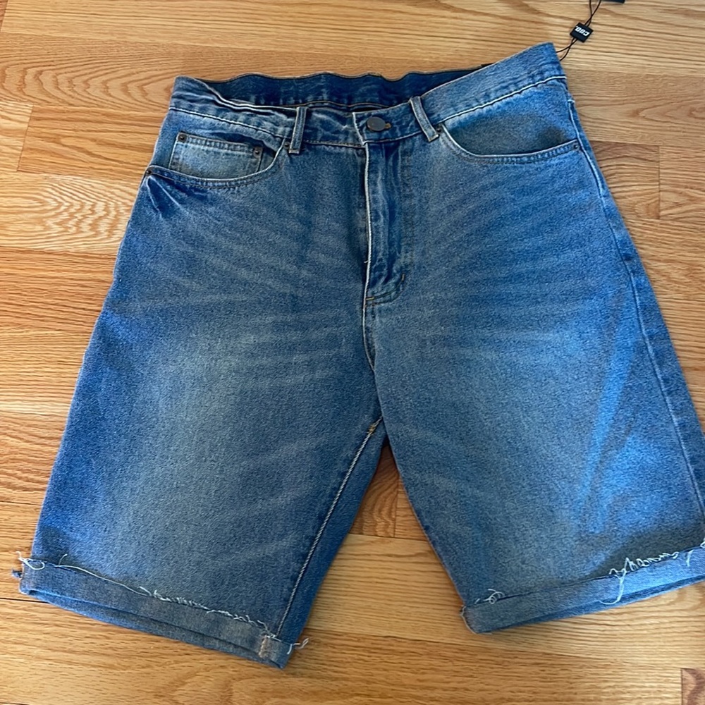 NWT CSG Denim Jean Shorts 32